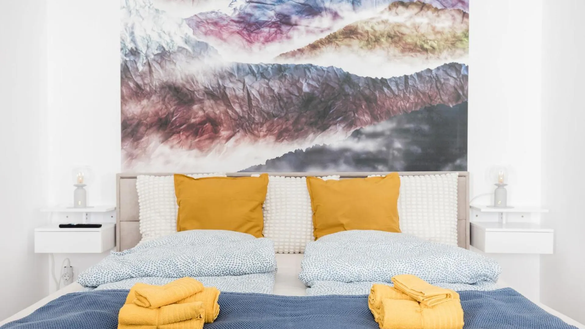 Bright And Cozy Urban Getaway Apartment Budapest